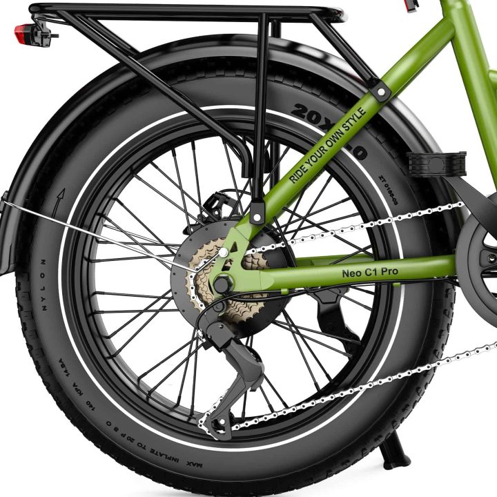 OVIVO NEO C1 PRO | Bicicletta Elettrica | Versatile | Motore BAFANG 250W | 36V 10Ah | 25km/h | Autonomia 40-50Km | GARANZIA ITALIANA