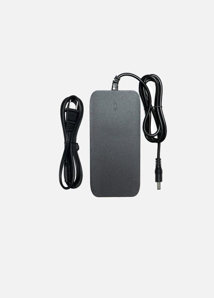 Carica batteria 54.6V 2A/3A (connettore DC 5.5×2.1mm) Originale per bicicletta elettrica ENGWE EP-2 Pro/EP-2 Pro EU/Engine Pro/Engine X/M20/L20 – Compatibile con altri modelli