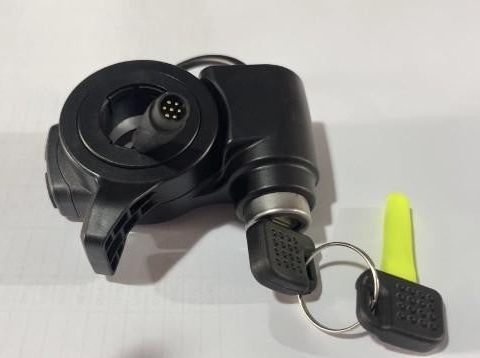 Blocco di chiave + Leva acceleratore per KuKirin G2 Master