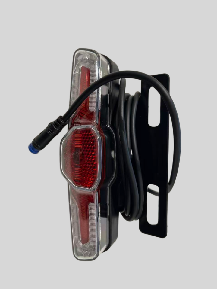 Luce-Faro Posteriore connettore stagno ENGWE EP-2 BOOST (Versione Nuova) Bicicletta Elettrica