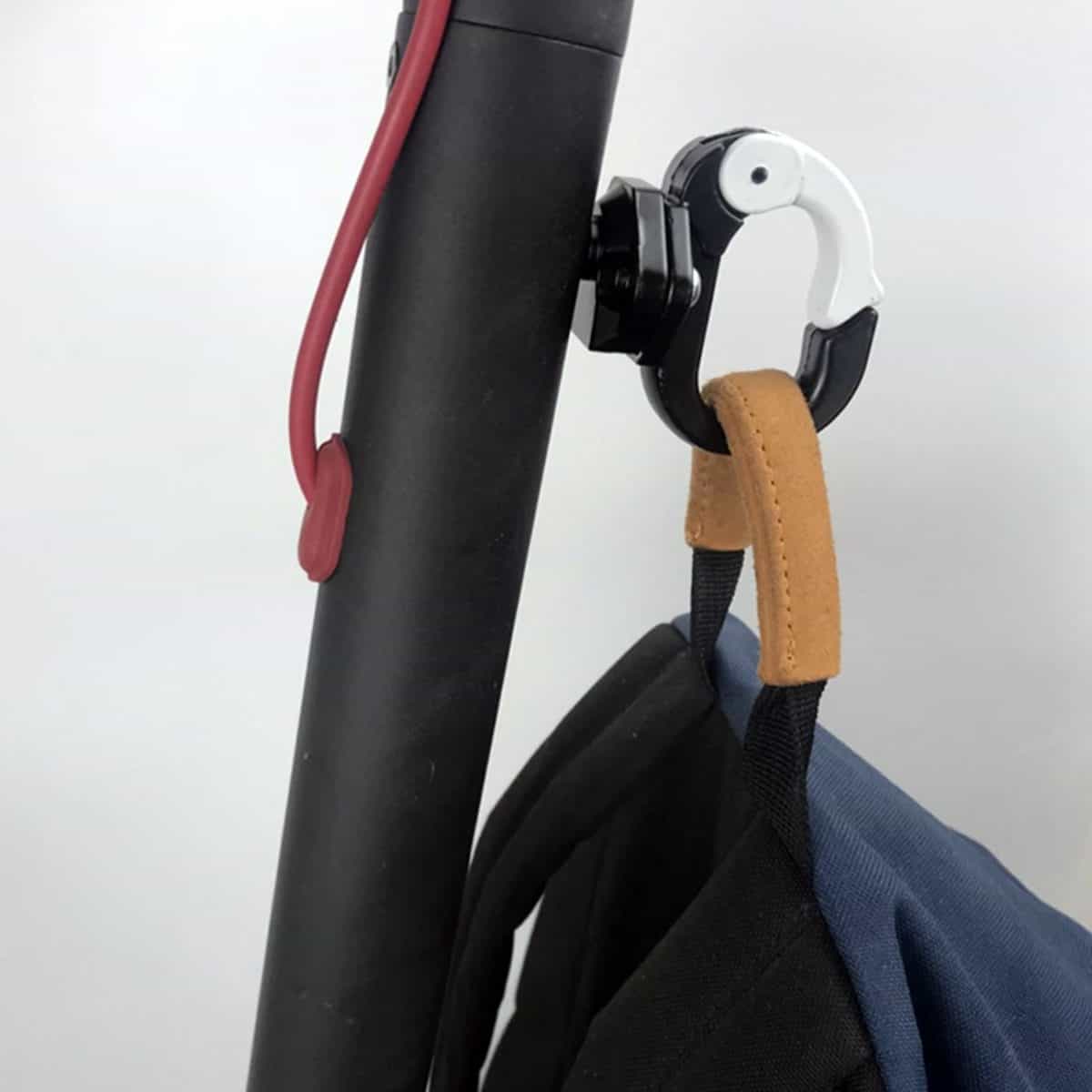 Ganci di Metallo in Diversi Colori | Appendi Borse per Monopattini Elettrici Xiaomi M365 e Pro